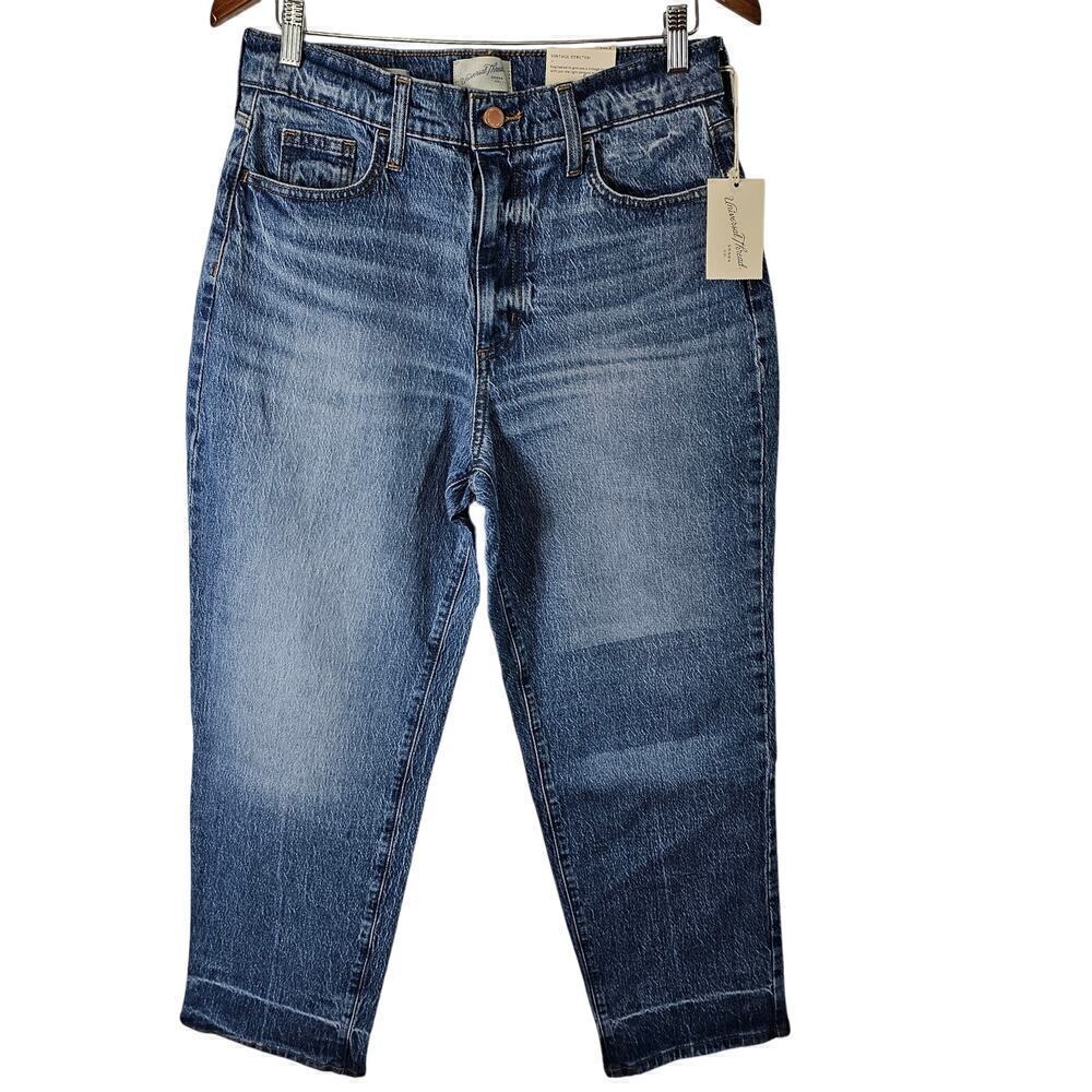 Universal Thread Vintage Straight Jeans Womens Size 8R Medium Wash Denim Retro